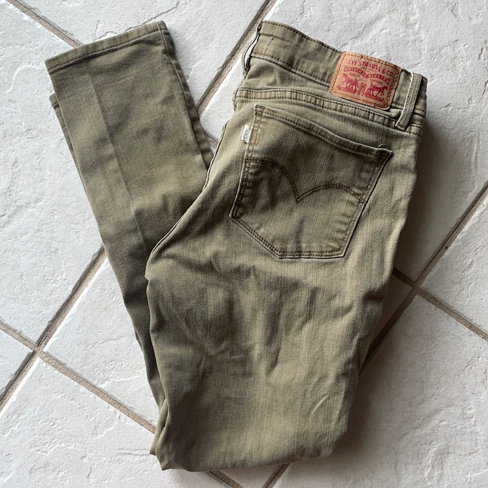 Women’s Levi Khaki Jeans Skinny 711 30x32